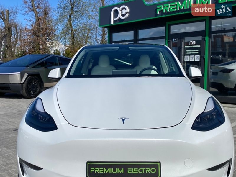 Внедорожник / Кроссовер Tesla Model Y 2022 в Киеве