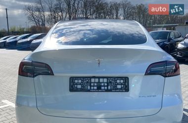 Внедорожник / Кроссовер Tesla Model Y 2022 в Киеве