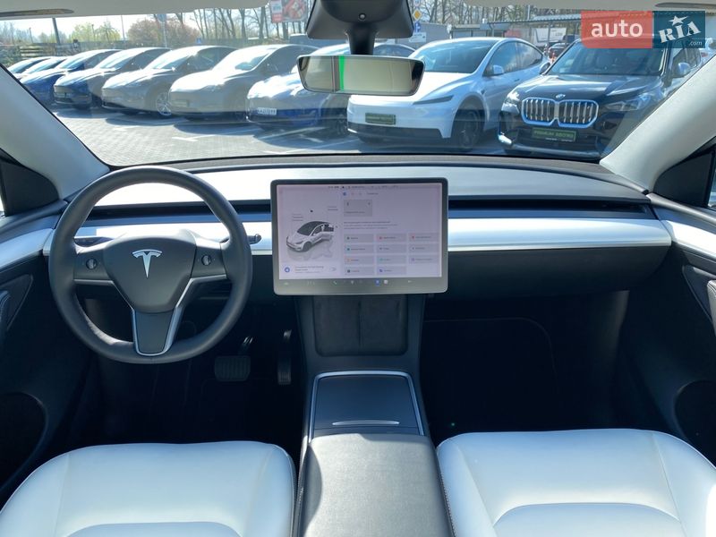 Внедорожник / Кроссовер Tesla Model Y 2022 в Киеве