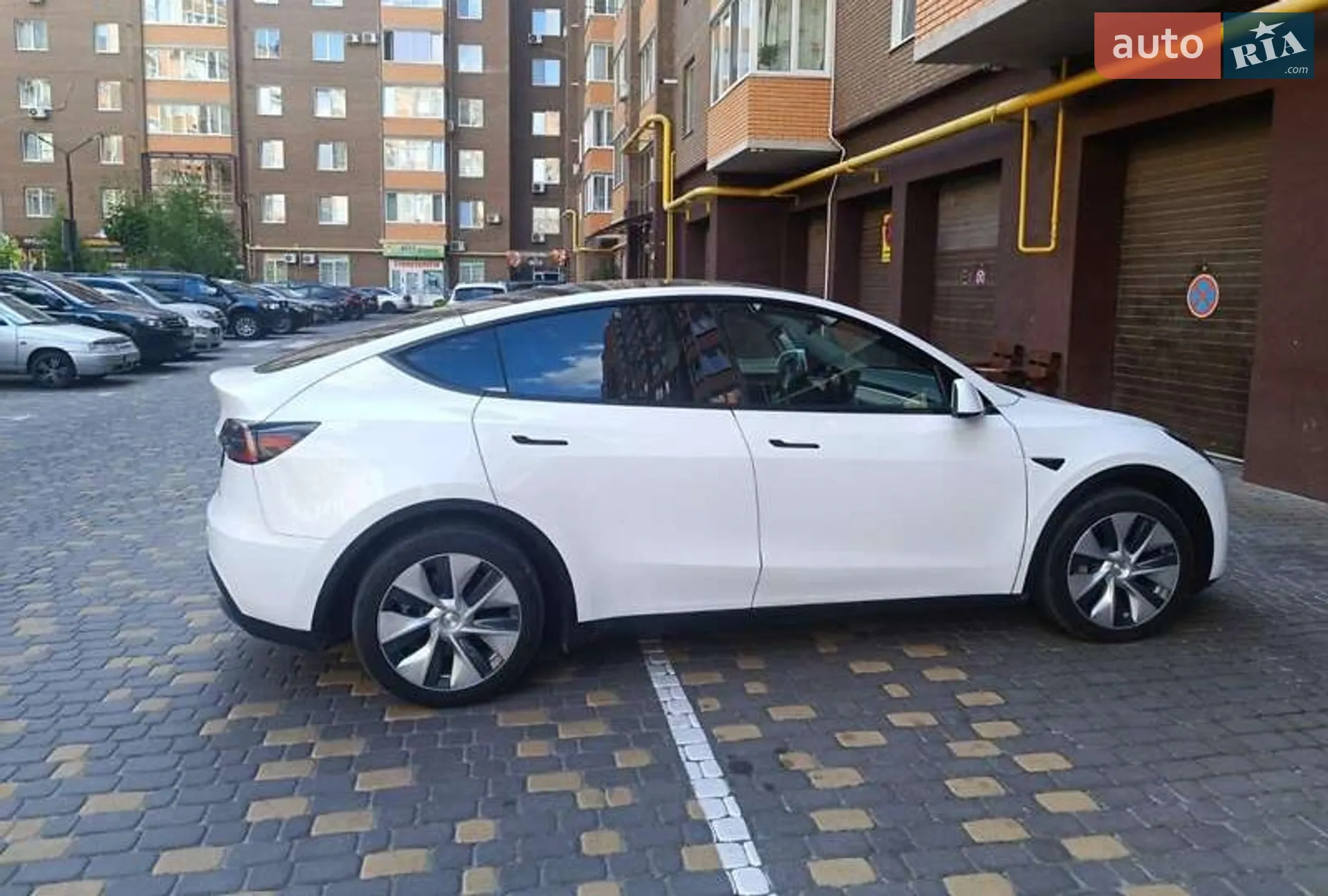 2022 Tesla Model Y - мініатюра 6