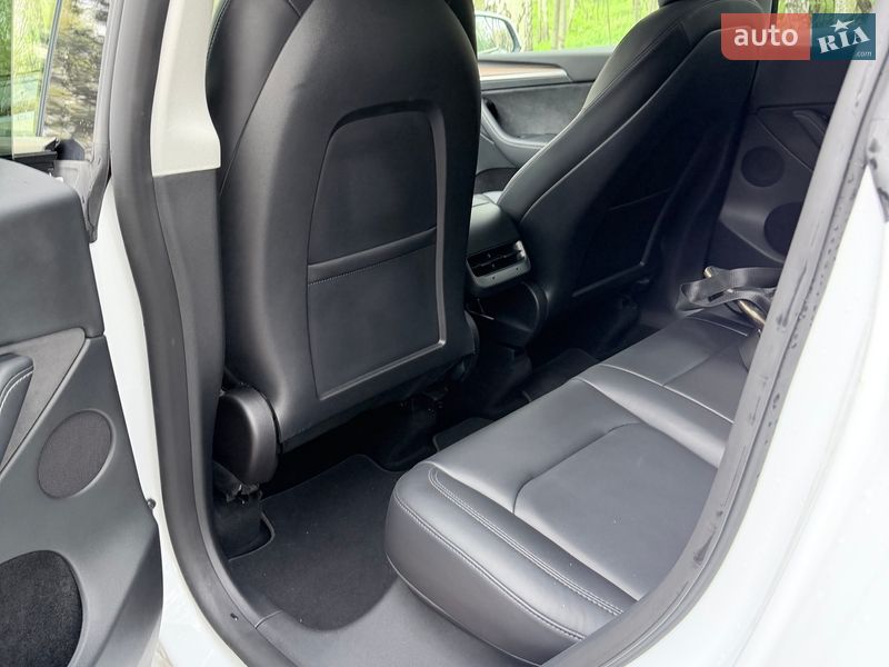 Внедорожник / Кроссовер Tesla Model Y 2022 в Харькове