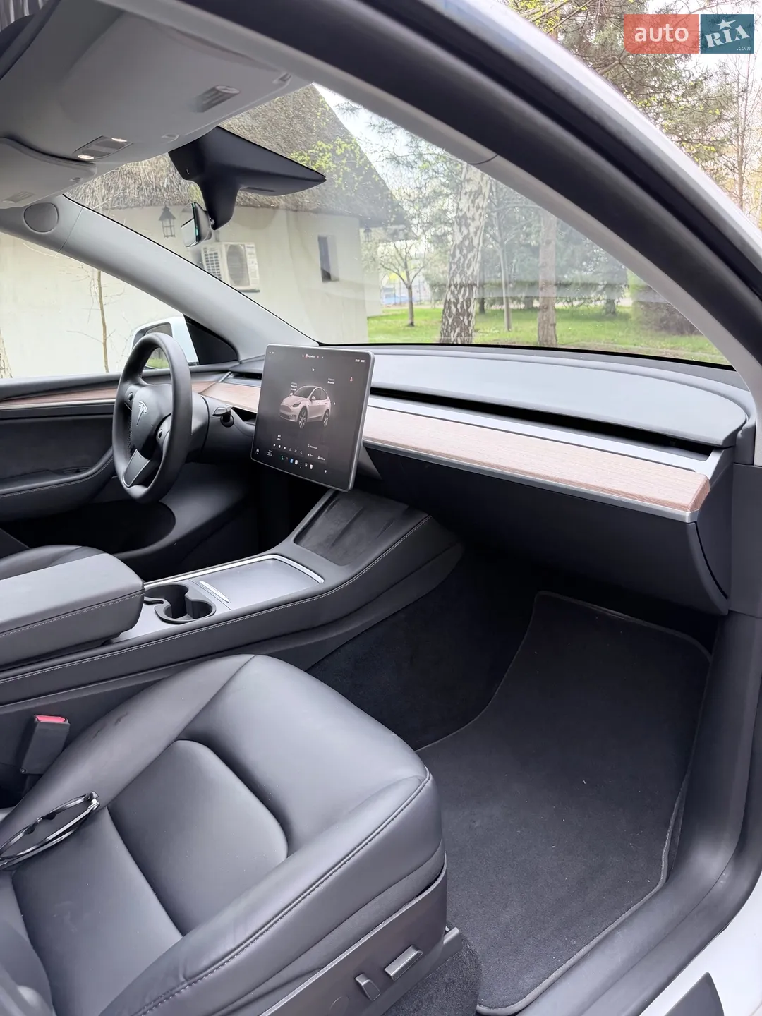 2022 Tesla Model Y - мініатюра 21