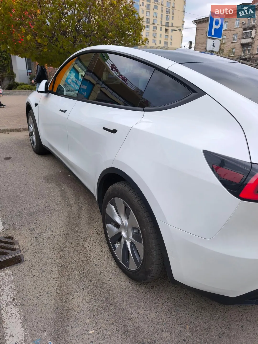 2020 Tesla Model Y - мініатюра 20