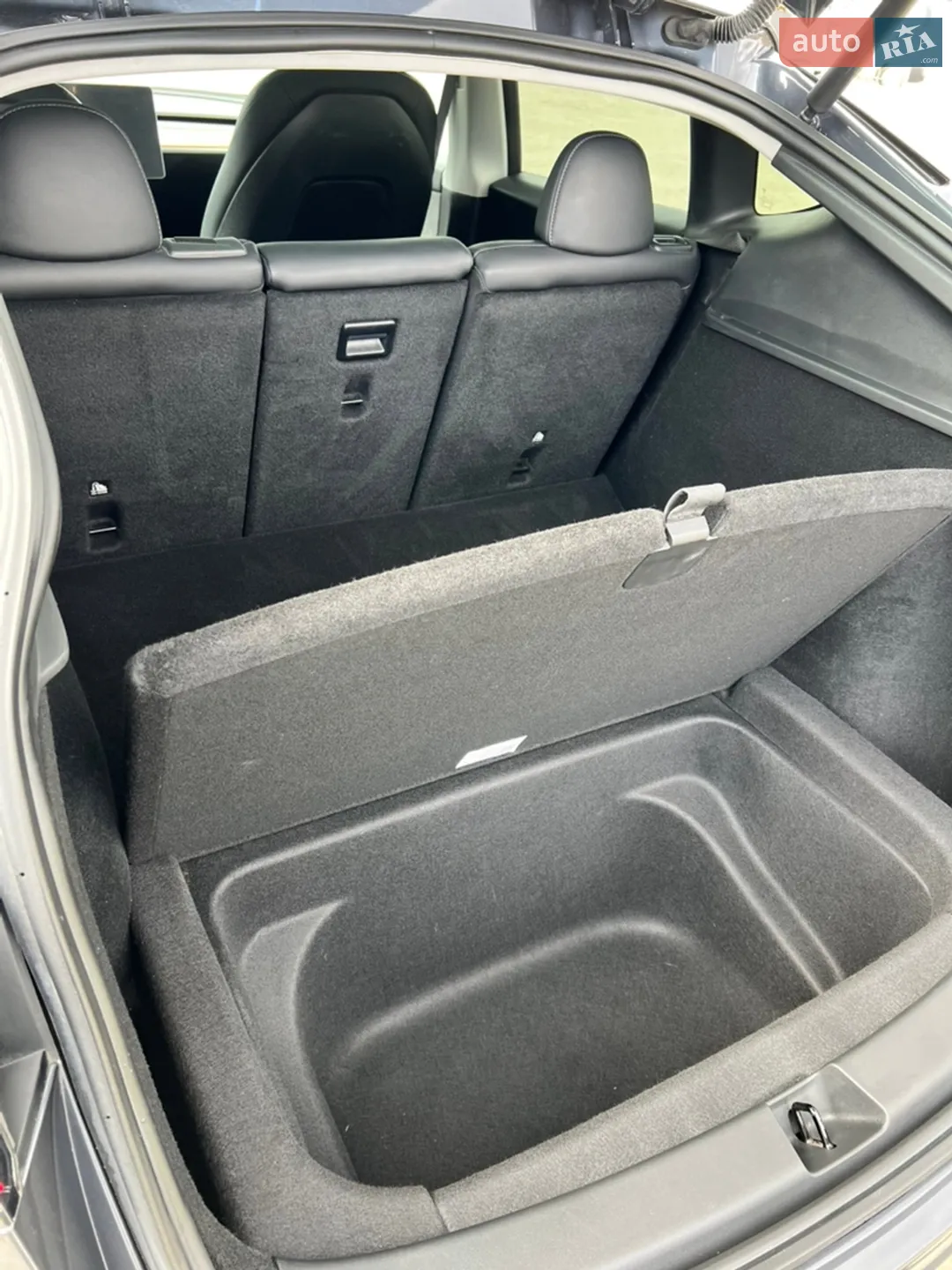2023 Tesla Model Y - мініатюра 30