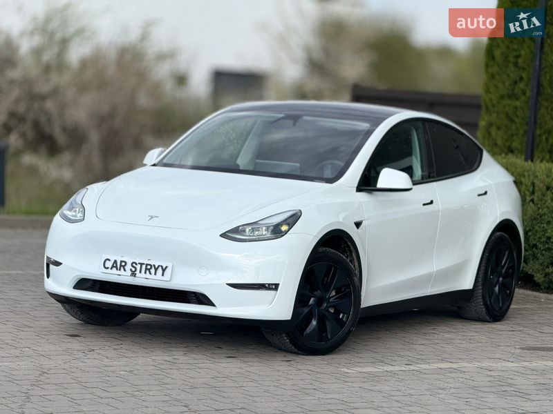 Внедорожник / Кроссовер Tesla Model Y 2024 в Стрые