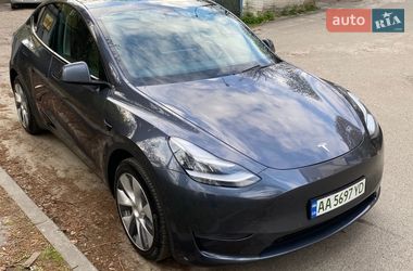 Позашляховик / Кросовер Tesla Model Y 2020 в Києві