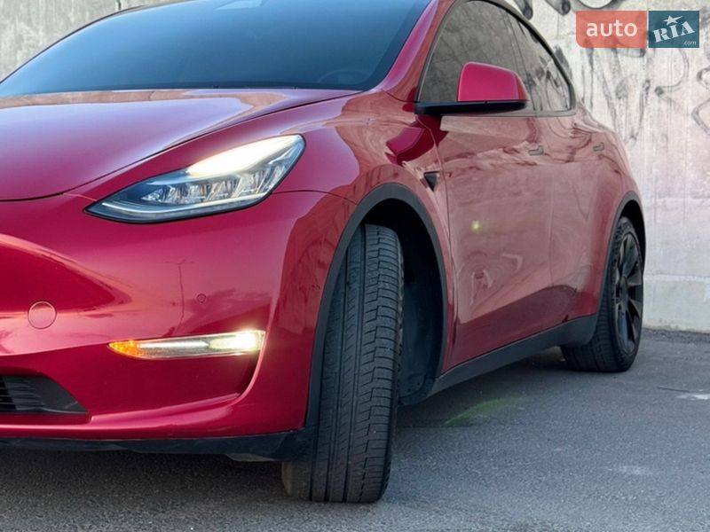 Внедорожник / Кроссовер Tesla Model Y 2021 в Львове