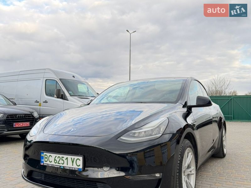 Внедорожник / Кроссовер Tesla Model Y 2022 в Львове