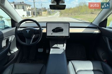 Внедорожник / Кроссовер Tesla Model Y 2022 в Ровно