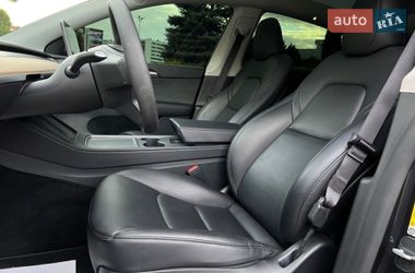 Внедорожник / Кроссовер Tesla Model Y 2024 в Львове