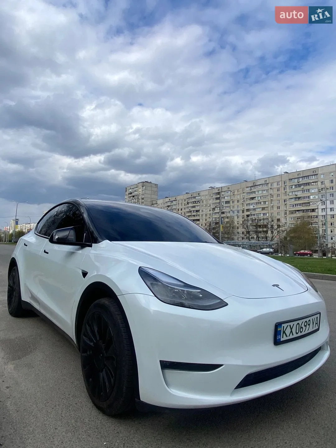 2024 Tesla Model Y - мініатюра 2