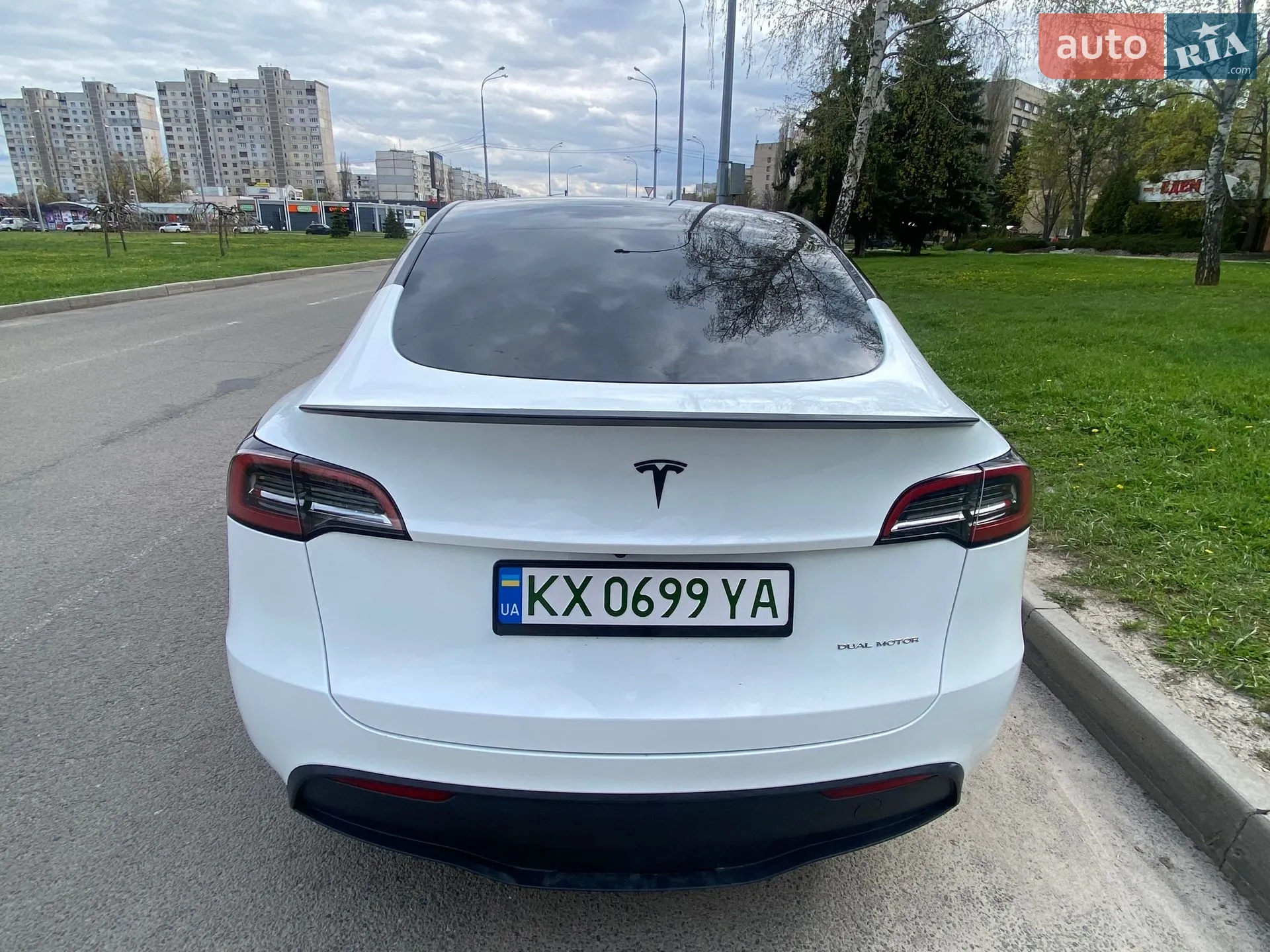 2024 Tesla Model Y - мініатюра 10