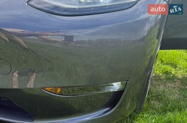 Внедорожник / Кроссовер Tesla Model Y 2023 в Киеве