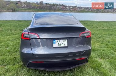 Внедорожник / Кроссовер Tesla Model Y 2023 в Киеве