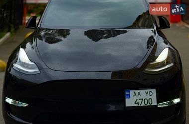 Внедорожник / Кроссовер Tesla Model Y 2020 в Львове
