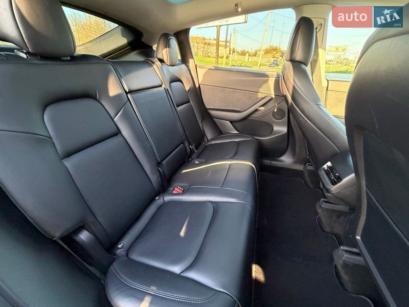 Внедорожник / Кроссовер Tesla Model Y 2021 в Кропивницком