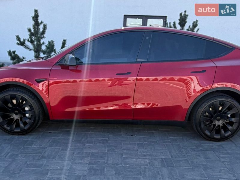 Внедорожник / Кроссовер Tesla Model Y 2021 в Луцке