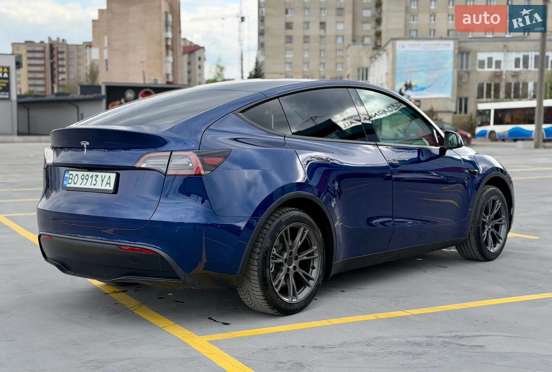 2025 Tesla Model Y - мініатюра 12