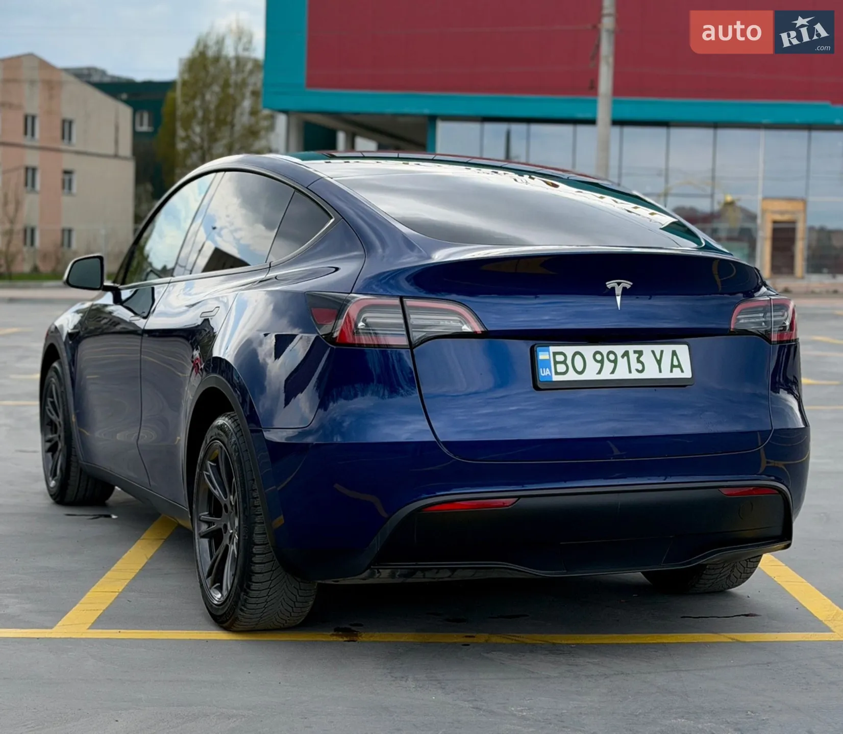 2025 Tesla Model Y - мініатюра 21