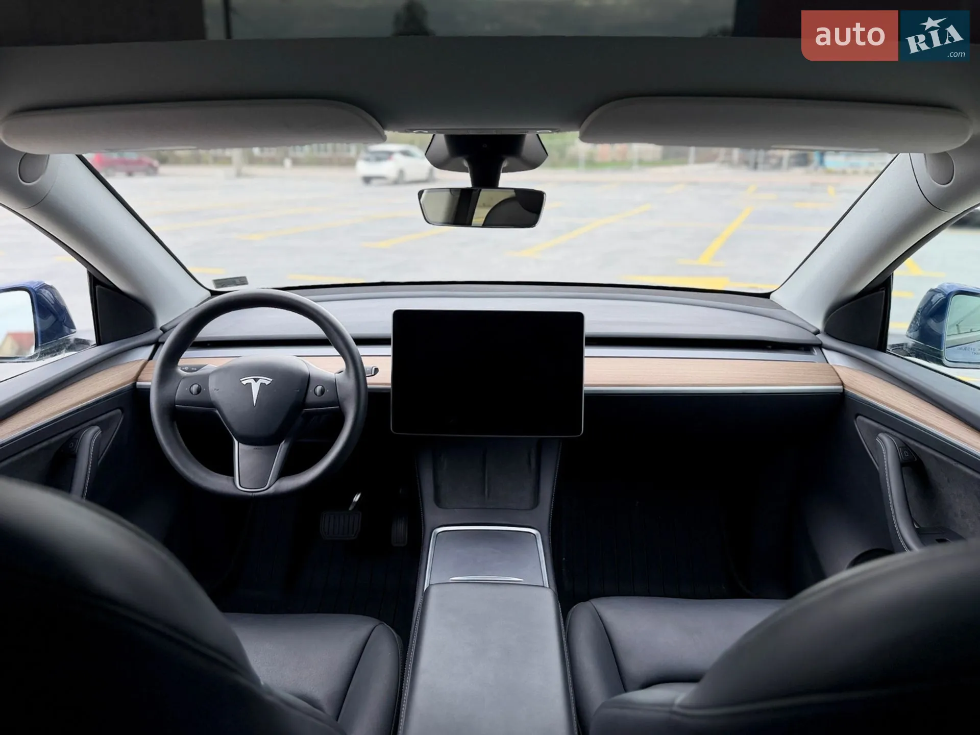 2025 Tesla Model Y - мініатюра 47