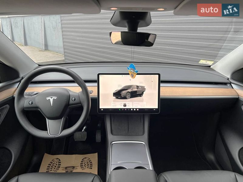 Внедорожник / Кроссовер Tesla Model Y 2024 в Каменском