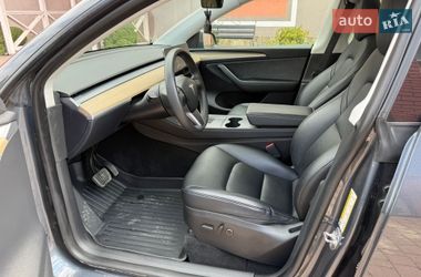 Внедорожник / Кроссовер Tesla Model Y 2022 в Стрые