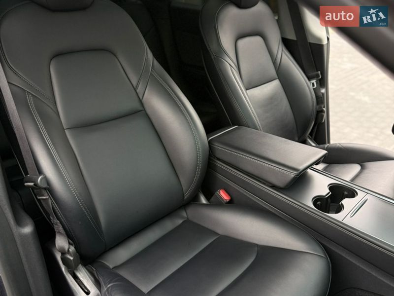 Внедорожник / Кроссовер Tesla Model Y 2021 в Виннице