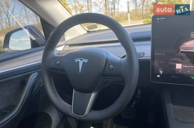 Внедорожник / Кроссовер Tesla Model Y 2023 в Киеве