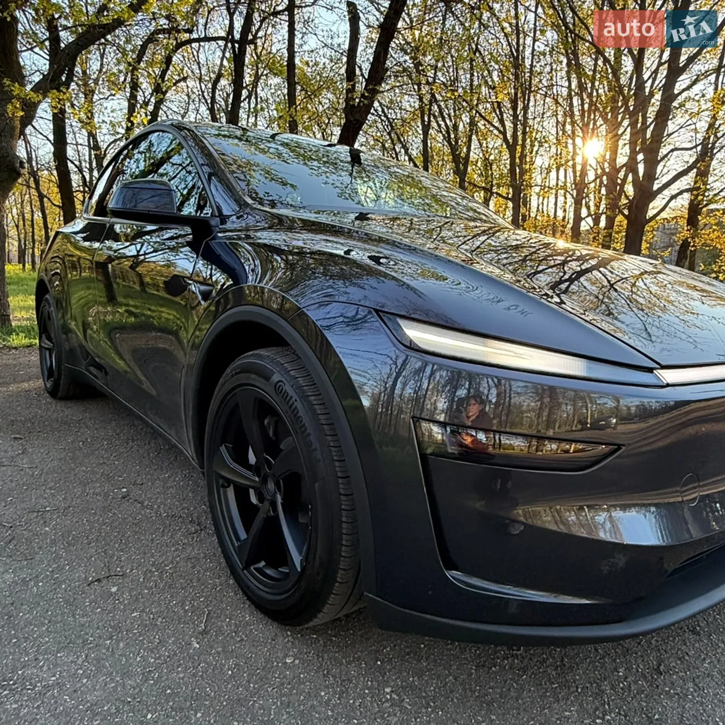 2025 Tesla Model Y - мініатюра 7
