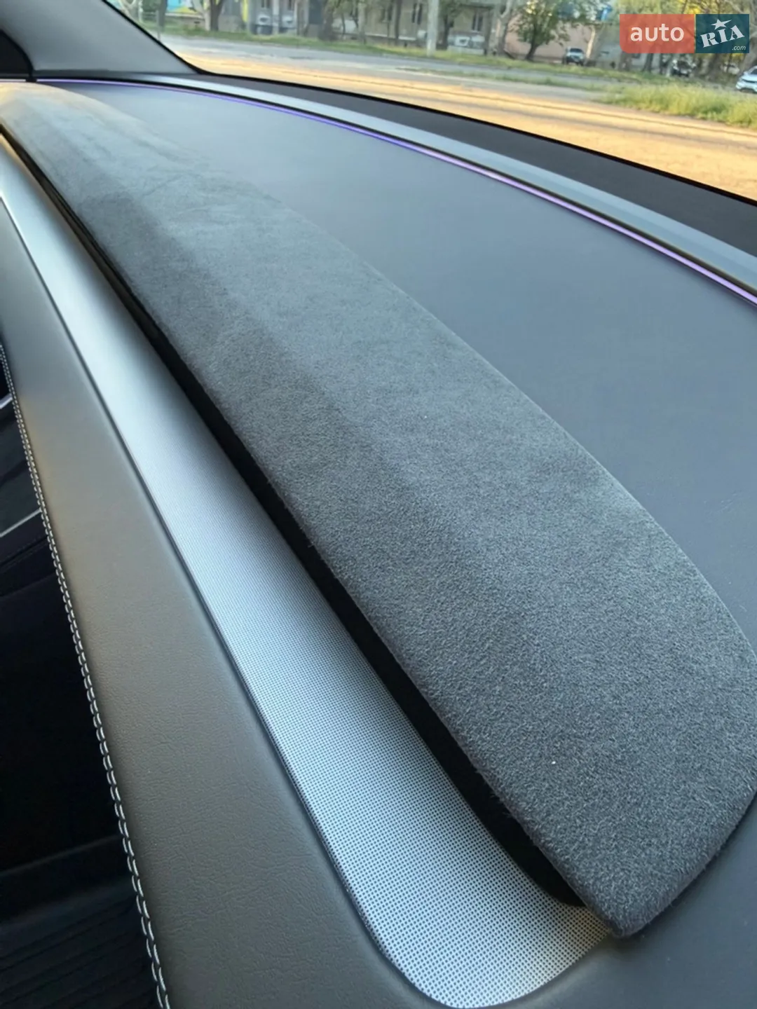 2025 Tesla Model Y - мініатюра 35