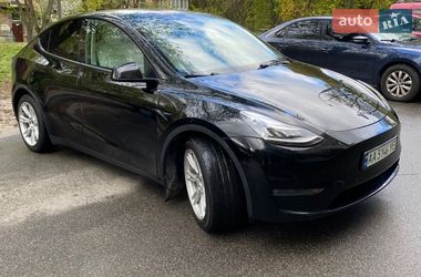 Позашляховик / Кросовер Tesla Model Y 2020 в Києві