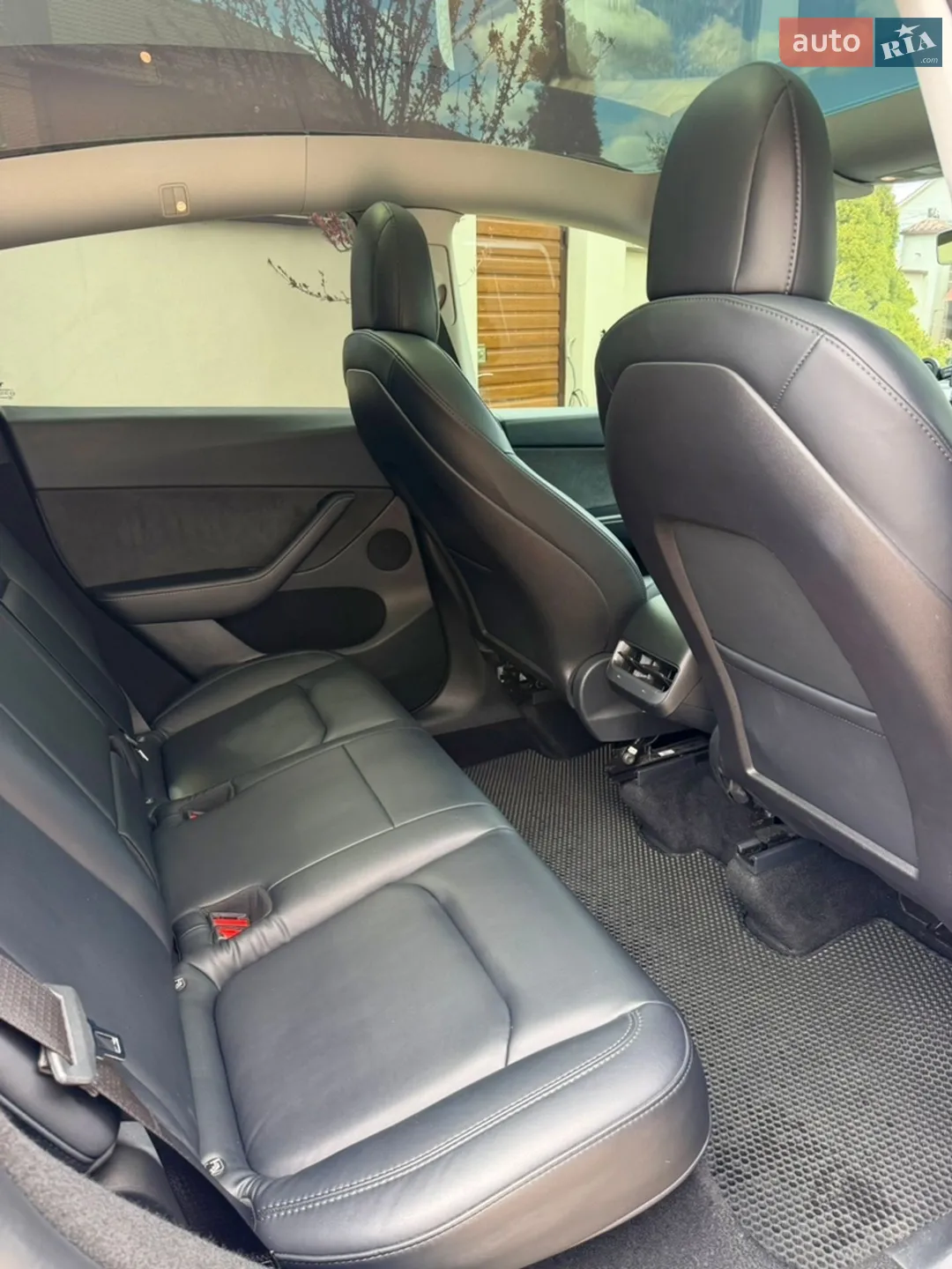 2022 Tesla Model Y - мініатюра 37