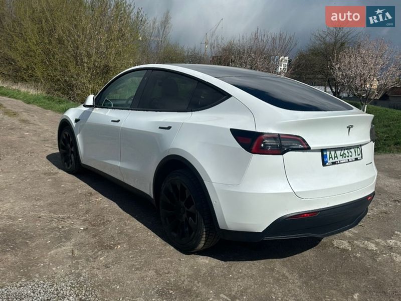 Позашляховик / Кросовер Tesla Model Y 2022 в Києві