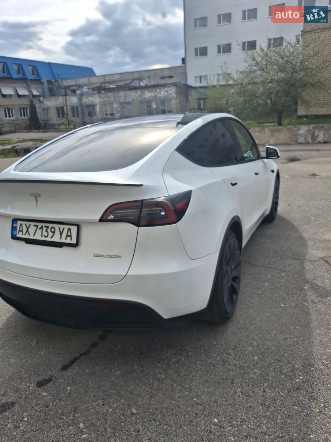 2024 Tesla Model Y - мініатюра 6