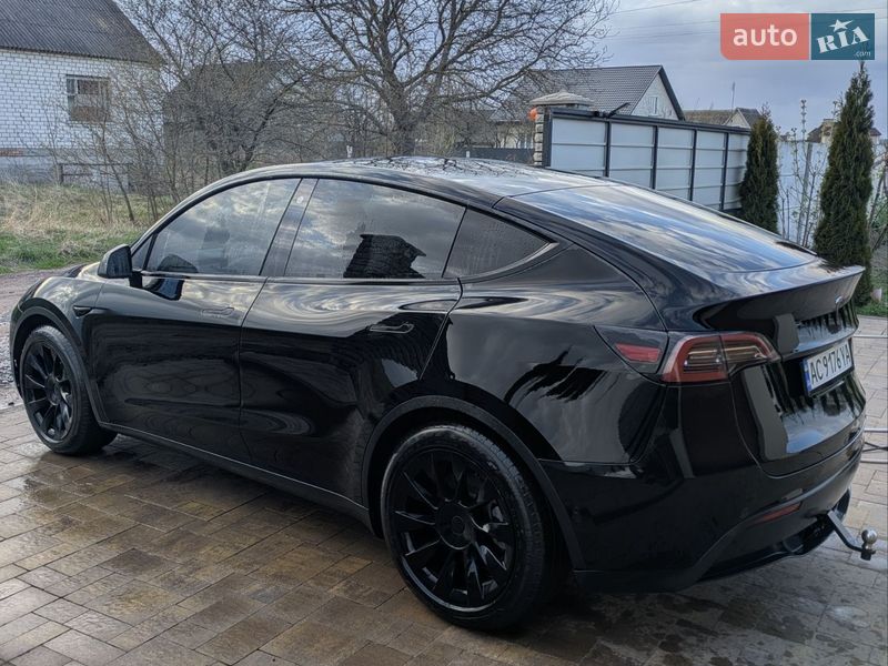 Внедорожник / Кроссовер Tesla Model Y 2021 в Нововолынске