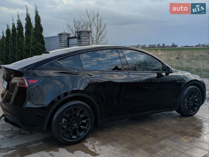 Внедорожник / Кроссовер Tesla Model Y 2021 в Нововолынске