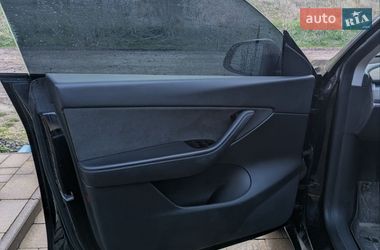 Внедорожник / Кроссовер Tesla Model Y 2021 в Нововолынске
