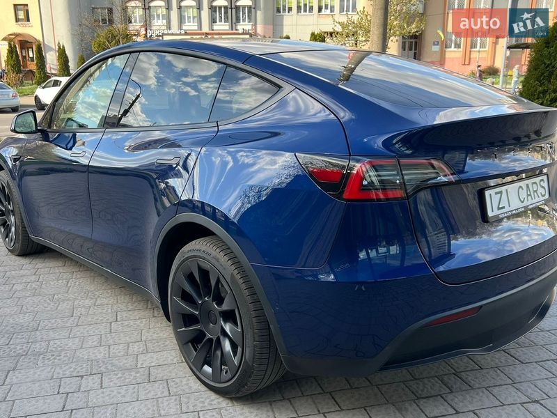 Внедорожник / Кроссовер Tesla Model Y 2020 в Львове