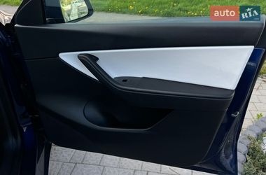 Внедорожник / Кроссовер Tesla Model Y 2020 в Львове