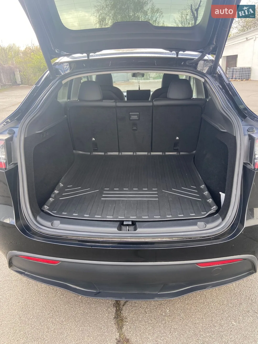 2023 Tesla Model Y - мініатюра 12