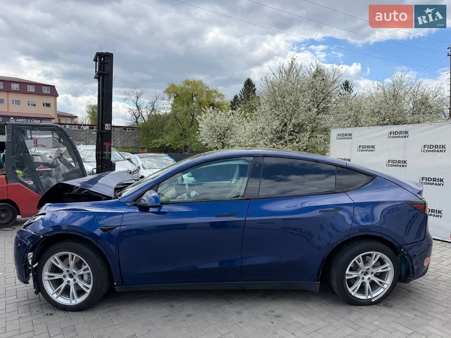 2020 Tesla Model Y - мініатюра 11