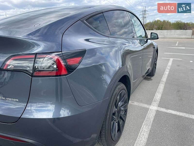 Позашляховик / Кросовер Tesla Model Y 2023 в Ірпені