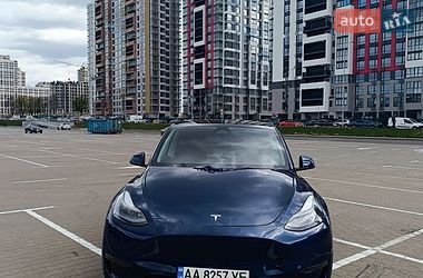 Внедорожник / Кроссовер Tesla Model Y 2023 в Киеве