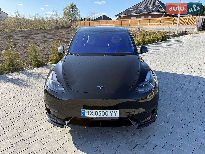 Внедорожник / Кроссовер Tesla Model Y 2023 в Хмельницком