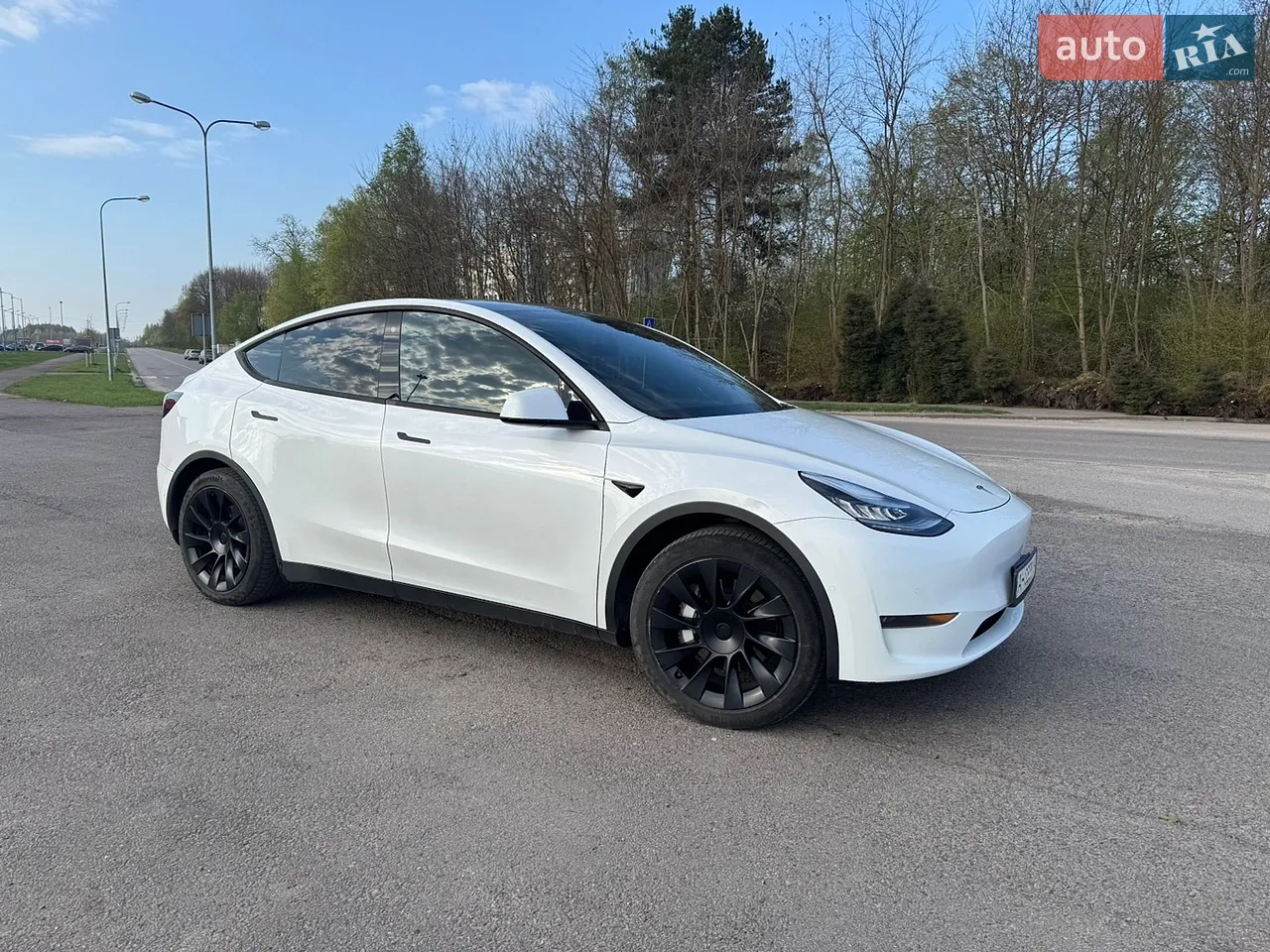 2020 Tesla Model Y - мініатюра 10