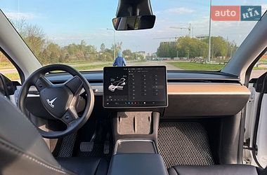 Внедорожник / Кроссовер Tesla Model Y 2020 в Львове