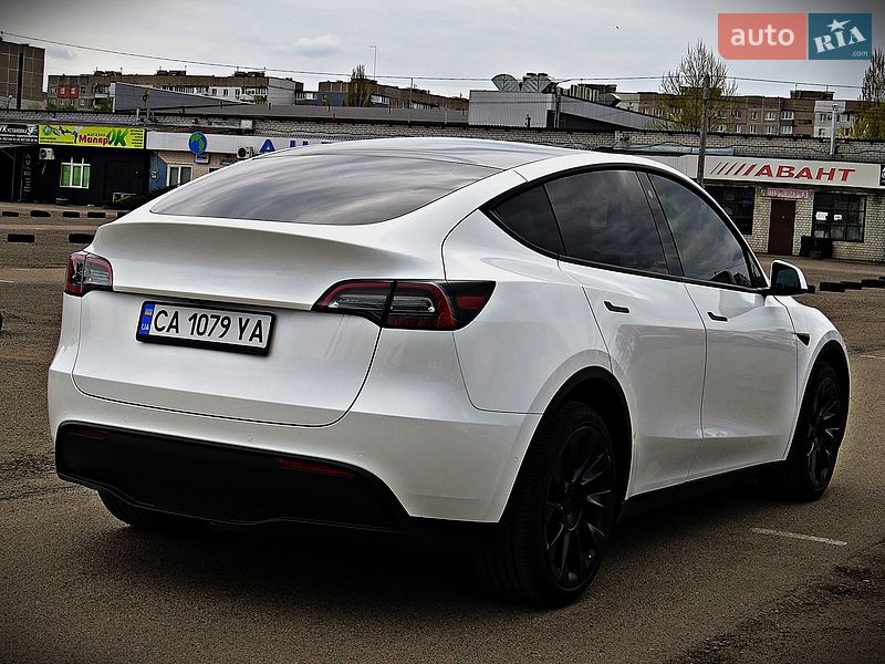 Внедорожник / Кроссовер Tesla Model Y 2021 в Черкассах