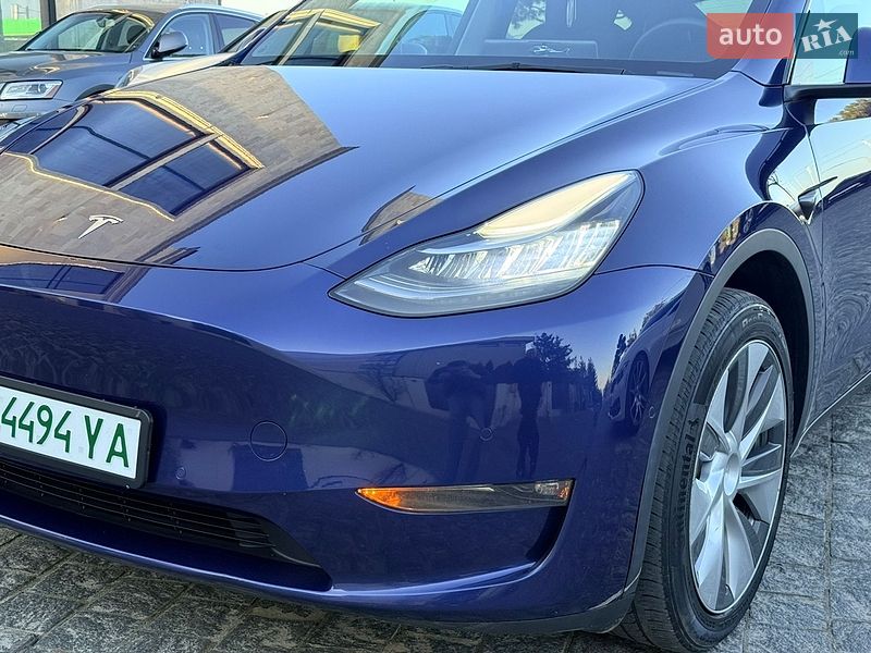 Внедорожник / Кроссовер Tesla Model Y 2021 в Львове
