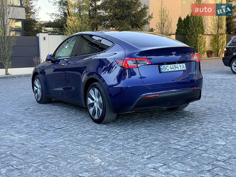 Внедорожник / Кроссовер Tesla Model Y 2021 в Львове