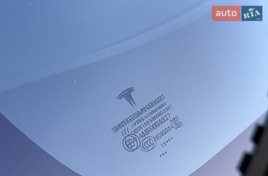 Внедорожник / Кроссовер Tesla Model Y 2021 в Львове